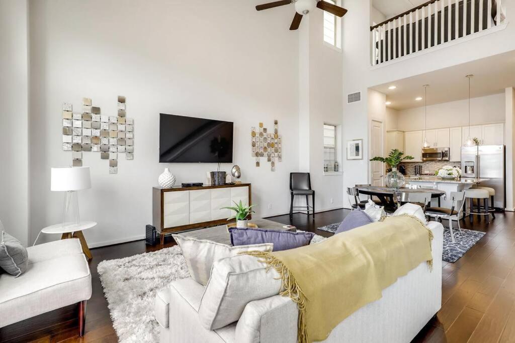 Gorgeous 4 Bed Home On St Mary'S - Minutes To Riverwalk/Pearl 圣安东尼奥 外观 照片